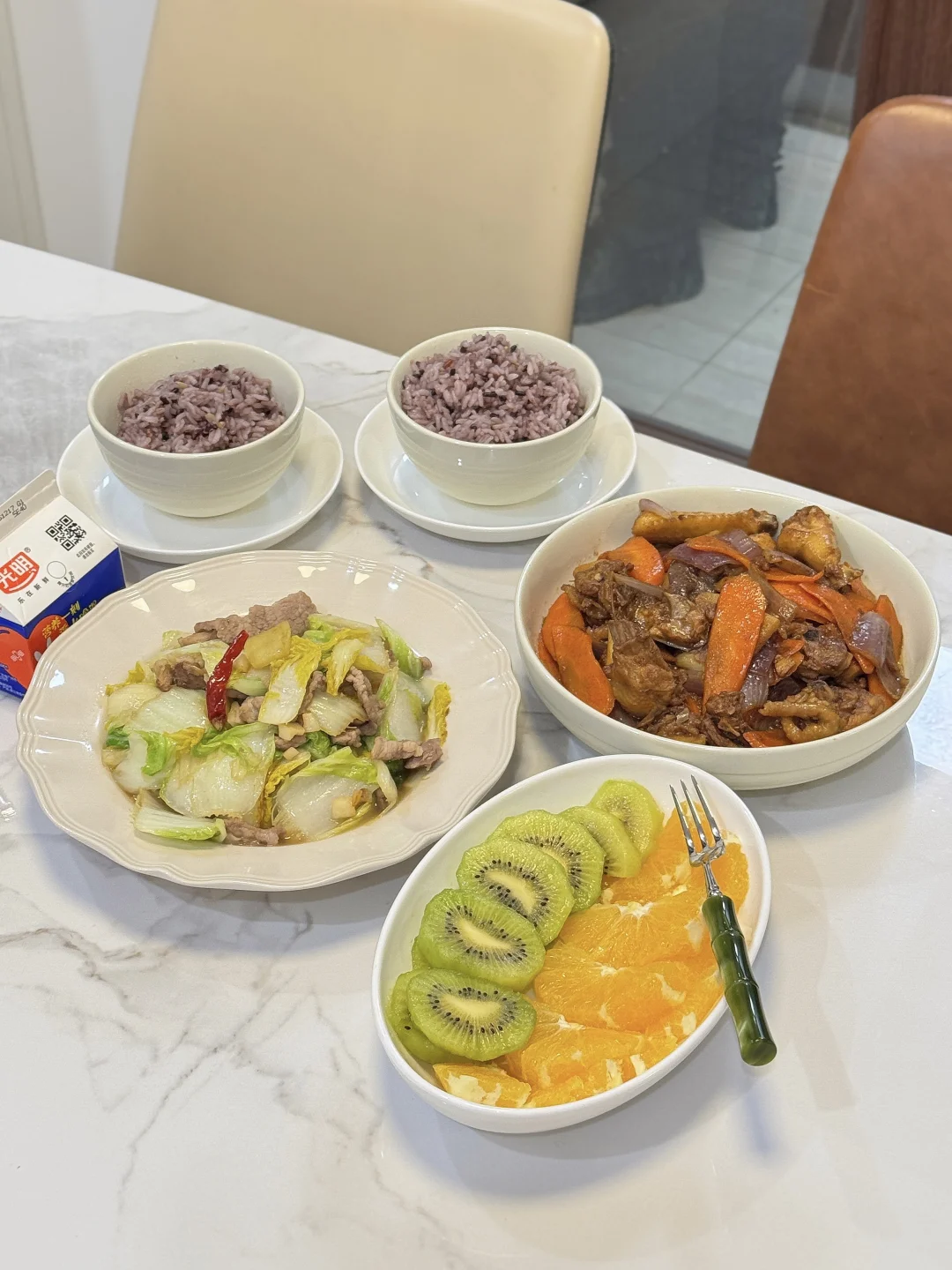 二人晚餐｜胡萝卜洋葱炒鸡肉🍗猪肉炒大白菜