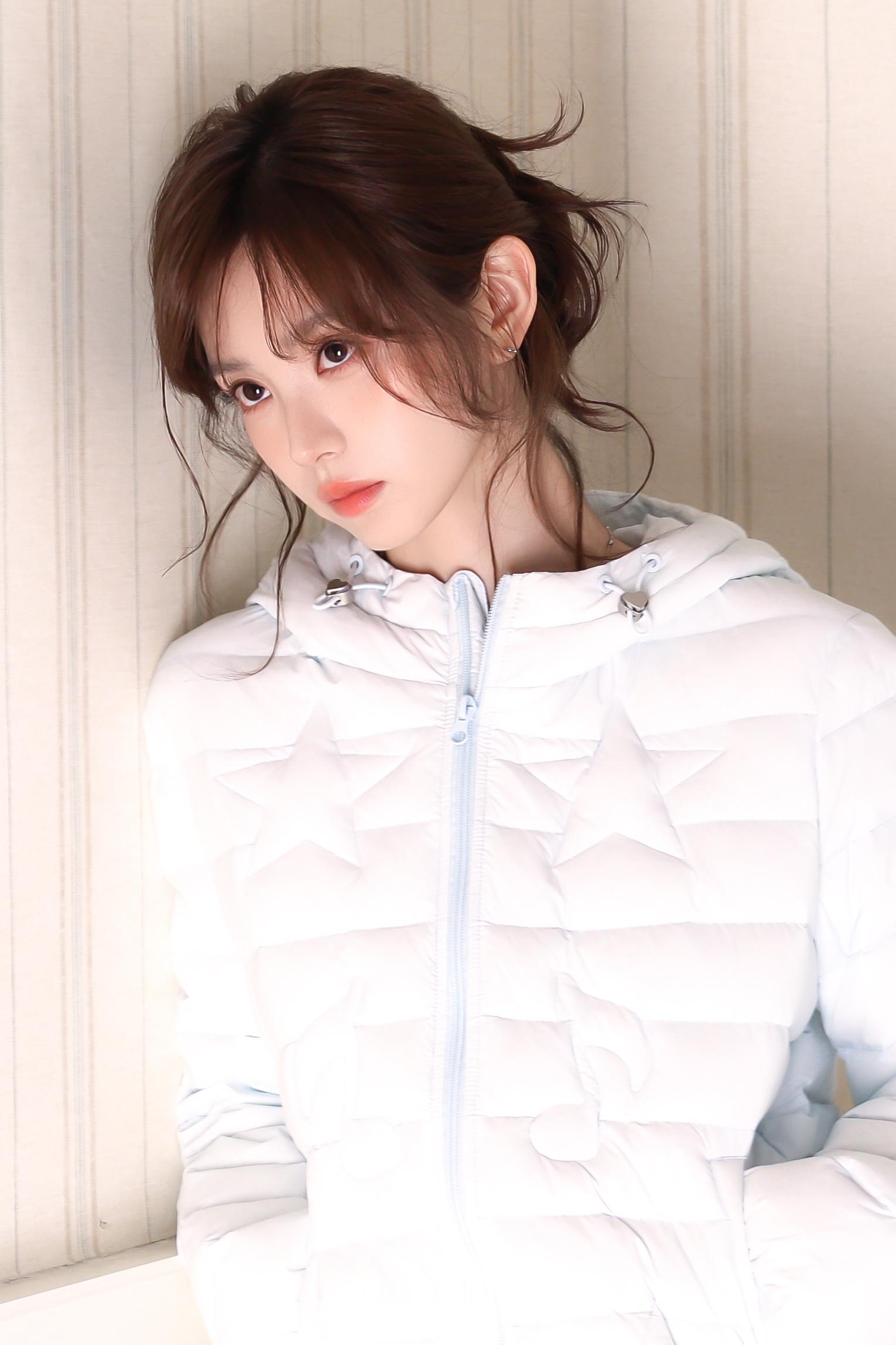 #田曦薇[超话]# 姐姐好美[打call][打call] ​