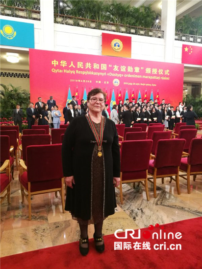 哈薩克斯坦眼科醫生莉莉婭: 中國“綠卡”圓瞭我的夢, 現在中國就是我的傢-圖4
