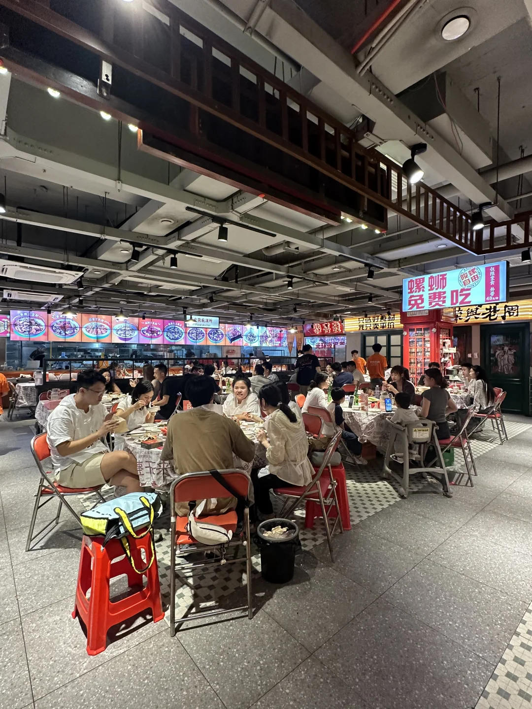 重庆怎么可以把大排档做到这种程度……