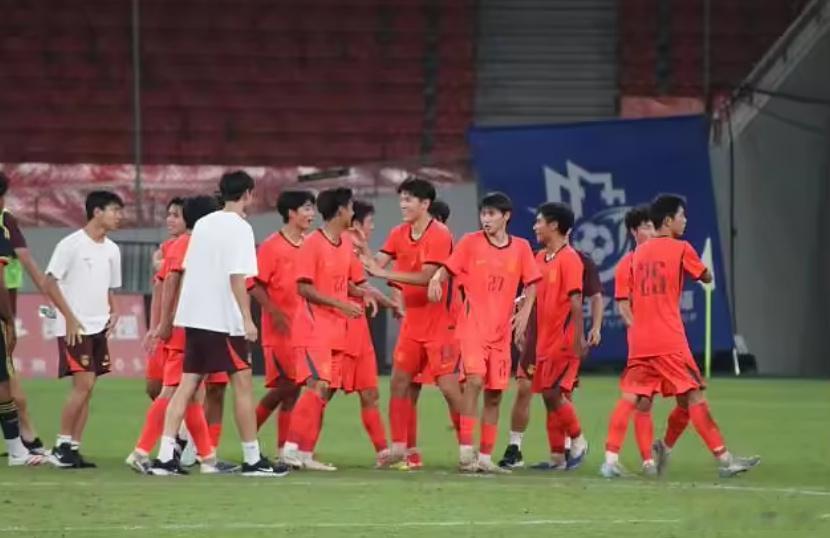 足球 🔥明日之星冠军杯激战正酣，中国国少冲3连胜！💪👀上海明日之...