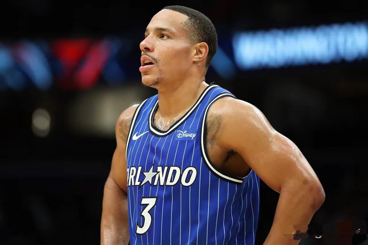 魔术再赢东部第一活塞，一点不意外，今年唯有魔术具备创造黑八奇迹的球队！...