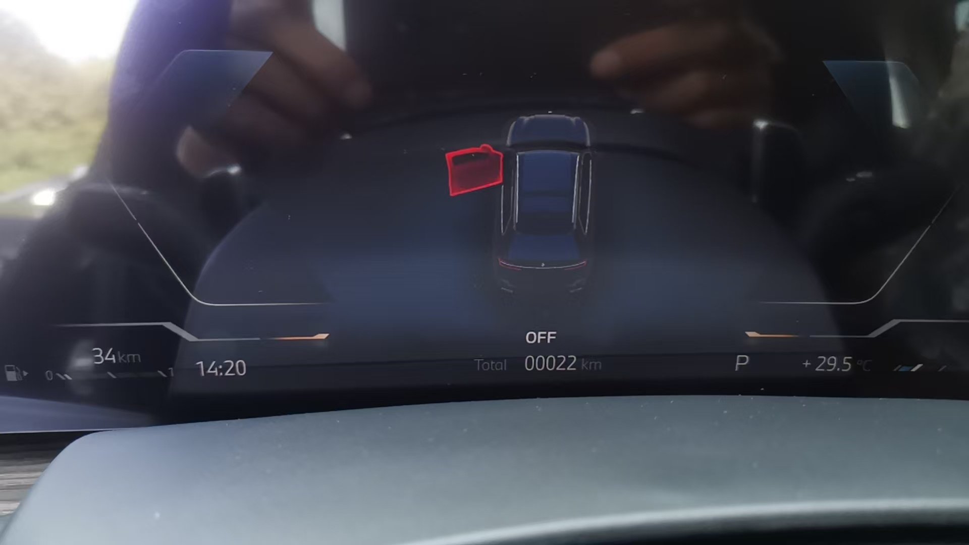 继续交付
宝马X7领先豪华
给河南V+客户交付
全款裸车68万左右
曾经的百万豪车…[春游家族][春游家族] ​