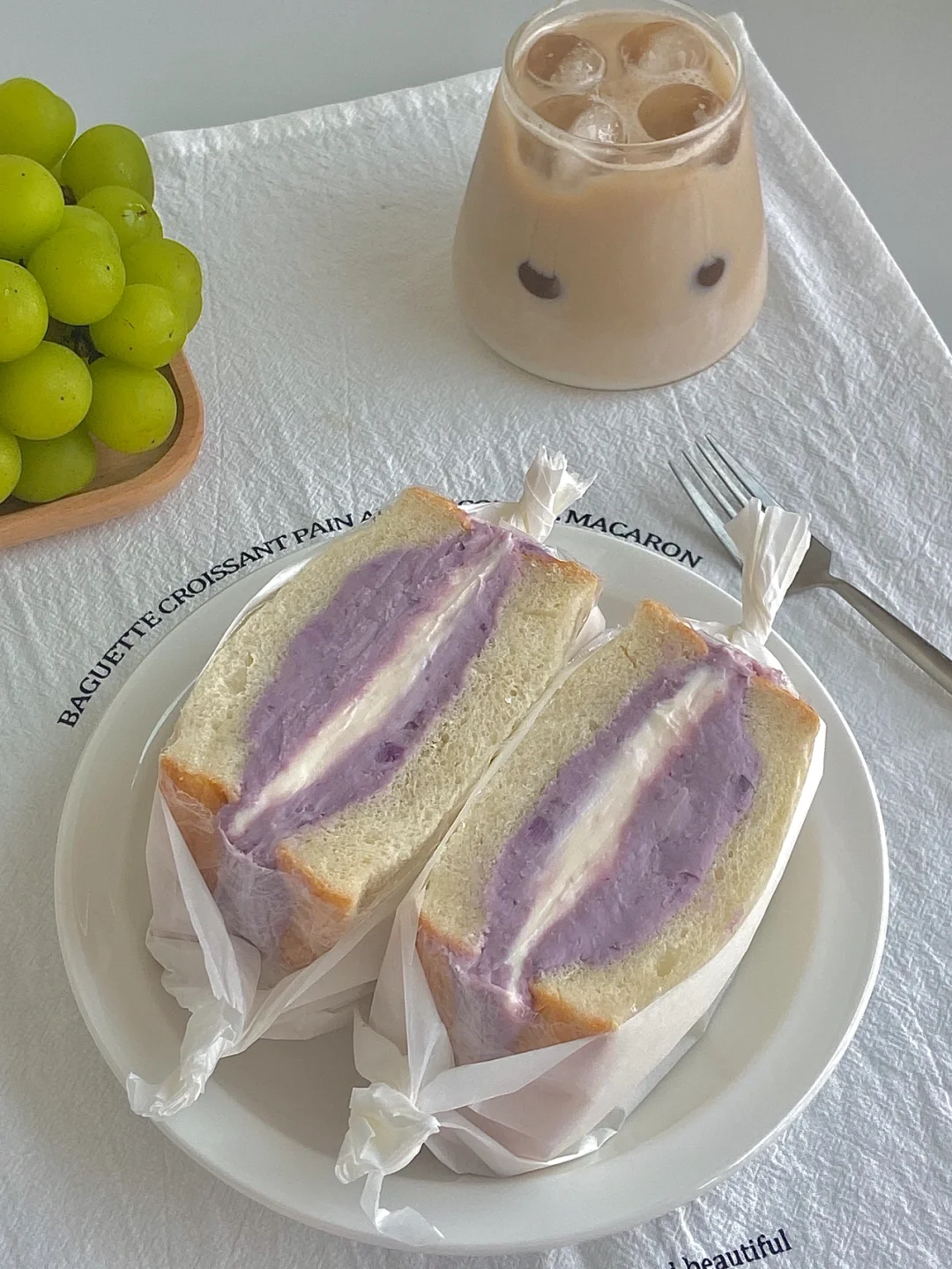 ☀️9.24日工作日早餐｜双层芋泥奶酪三明治🥪