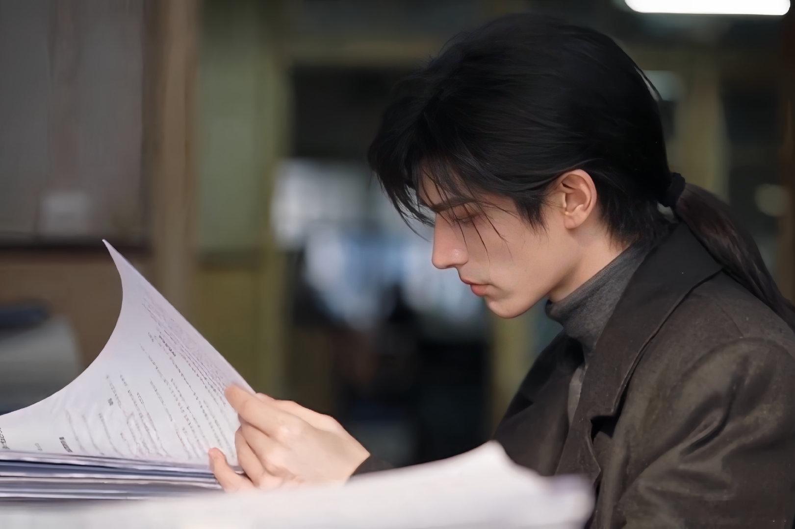 【AI漫剧】
📺 唯你可见 
⭐️陆少作者全新力作，微悬疑向！
这个长发美人我是真喜欢，好像还是攻？[期待] ​