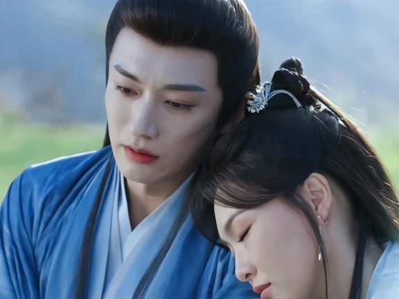 不忍将满地残花踏～
#唐嫣 #姬谭音 #念无双 #仙侠剧#wink追星神器#明星不止AB面