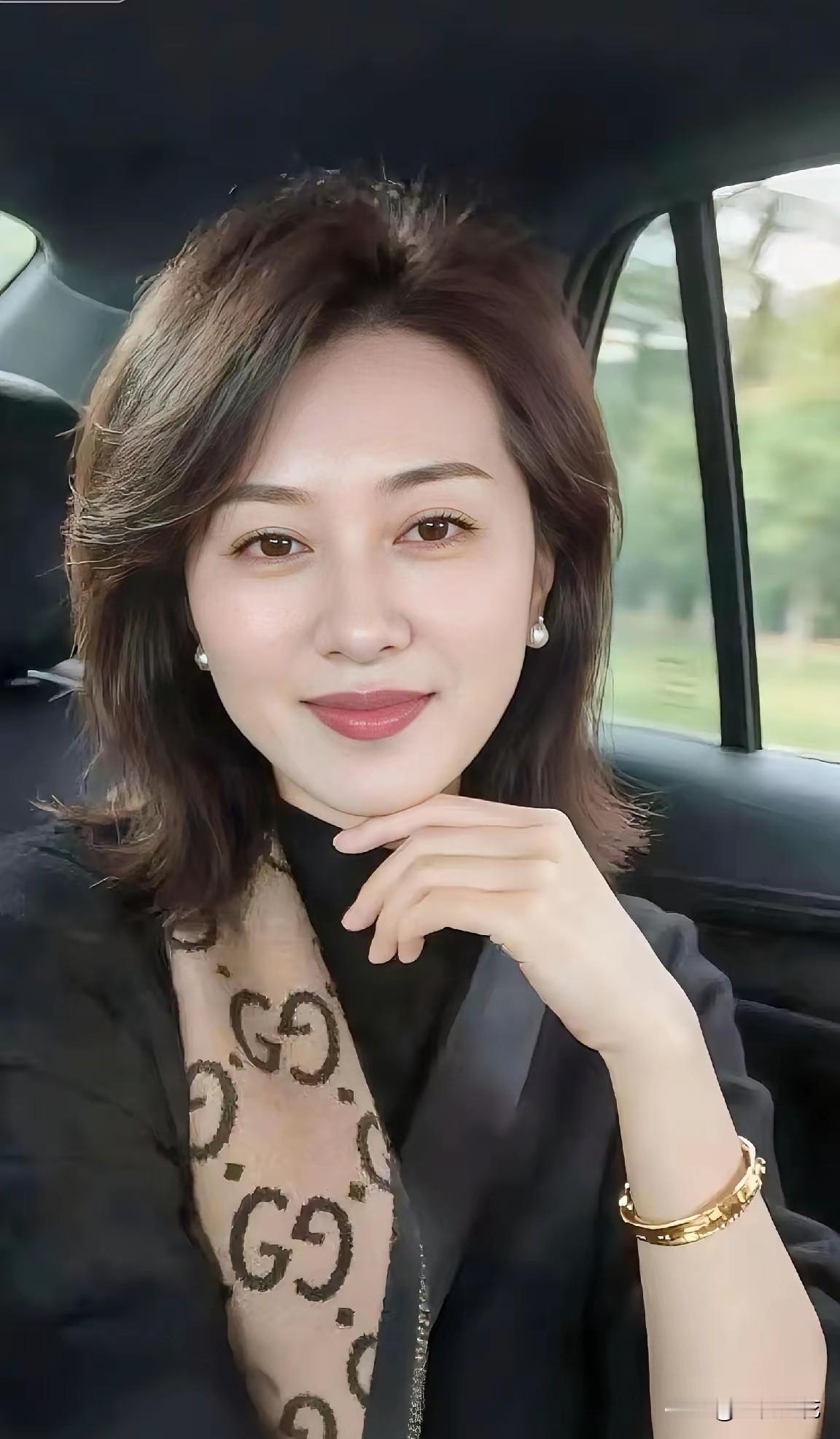 <p>女性如何变得有气质 <!--{img:0}--></p><img...