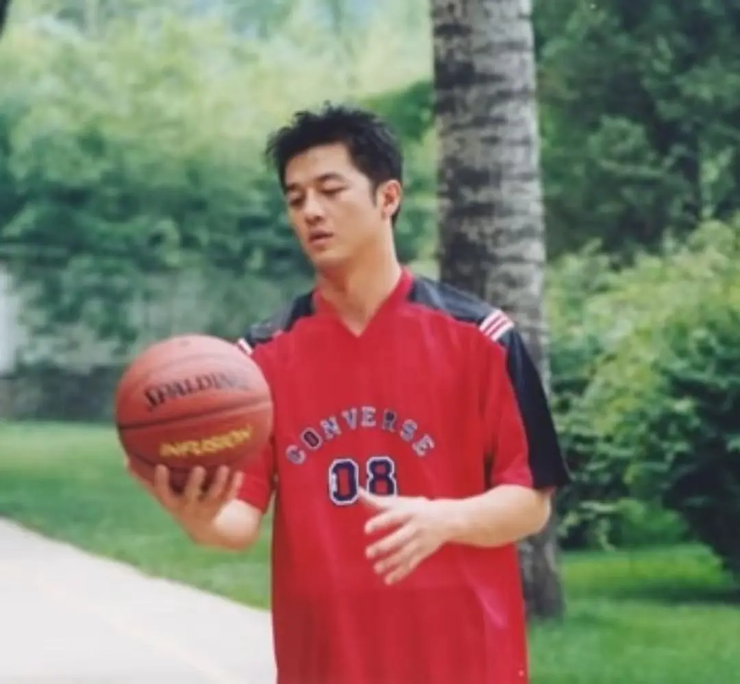 看看李亚鹏的