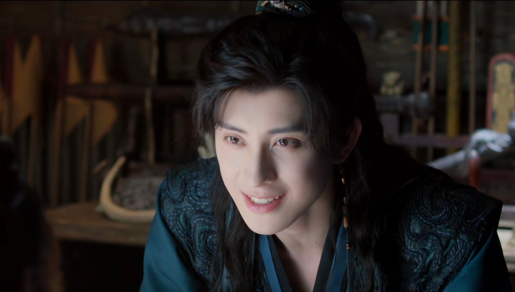 终于看到敖瑞鹏的师兄太稳健，李长寿师兄的表情包也太丰富了，我不行了，笑点太密集了[笑cry][笑cry]

#敖瑞鹏师兄太稳健# [吃瓜] #师兄太稳健# ​