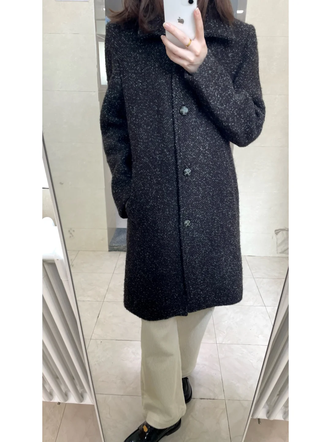 复古时髦的重磅呢大衣