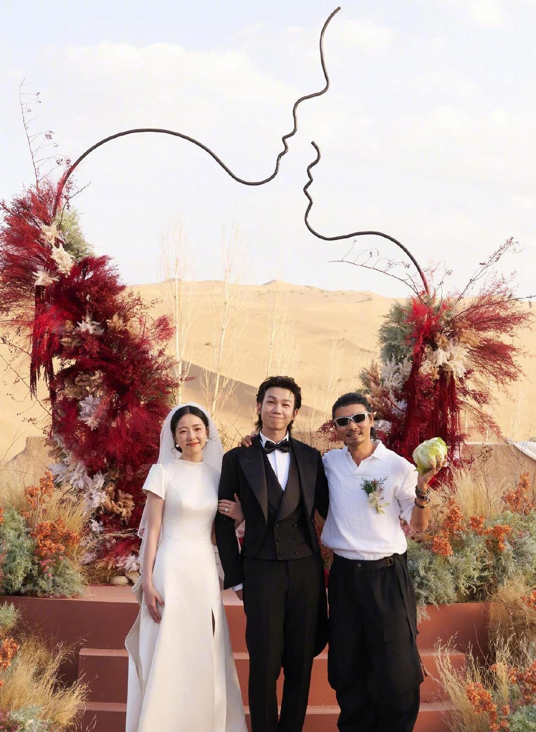 蔡少芬晒白举纲婚礼合照！白举纲喊她芬妈，52岁张晋头发已然花白 ​
