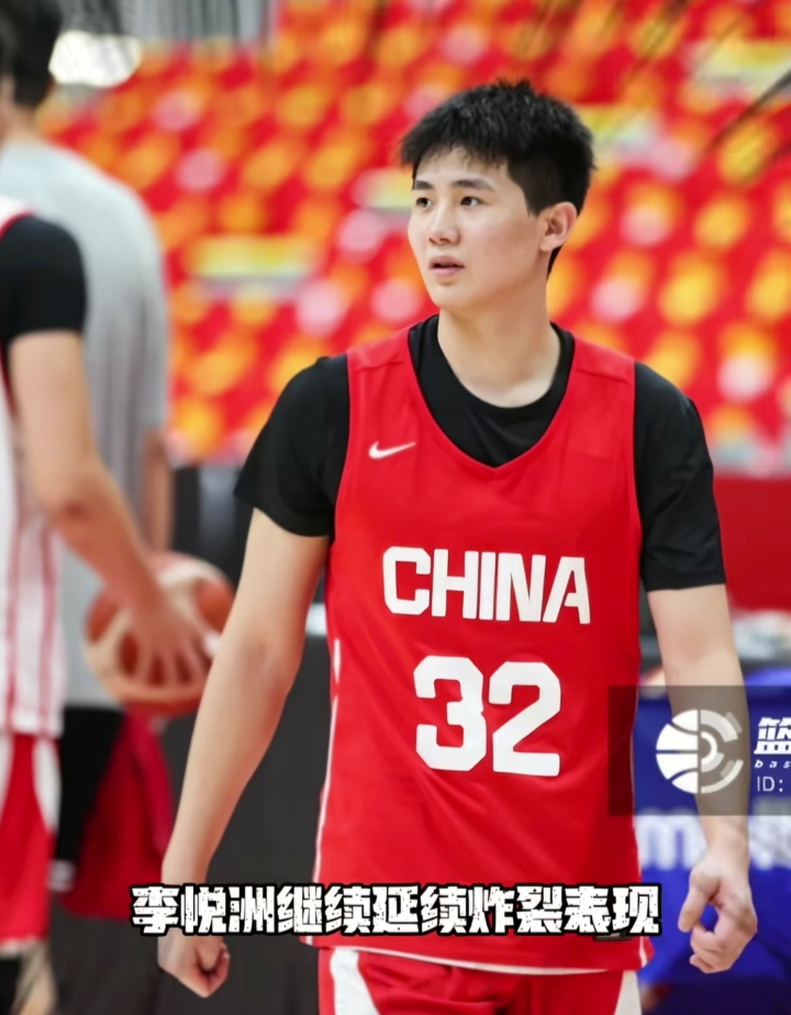 国家男篮新秀李悦洲

李悦洲，浙江湖州长兴人，2007年4月9日出生，现年19岁，身高188cm，体重80kg，场上司职后卫，现效力CBA浙江稠州金租男篮。

出身篮球世家，爷爷李次刚为基层篮球名帅，父亲李晟是国家级篮球裁判，自幼浸润篮球氛围。年少在长兴开启篮球训练，后进入杭州市陈经纶体育学校接受系