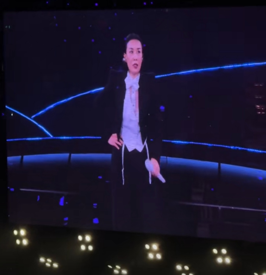 那姐演唱会嘉宾完整版！

陶虹、梁静、管虎、 宋丹丹 、李静、宋佳、黄渤、秦岚、花少5人+导演、王菲、李维嘉、周笔畅、殷秀梅、张碧晨、王鸥、赵子琪、毛阿敏......

这人脉绝了……