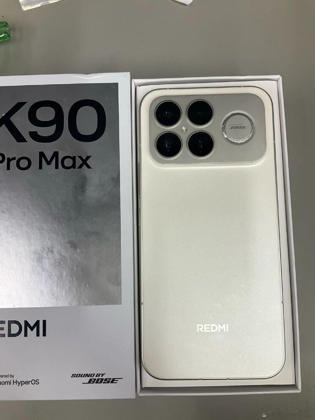 红米K90pro Max 12+512G白
电池效率99 成色98新 在保27/04/03
3850 ​