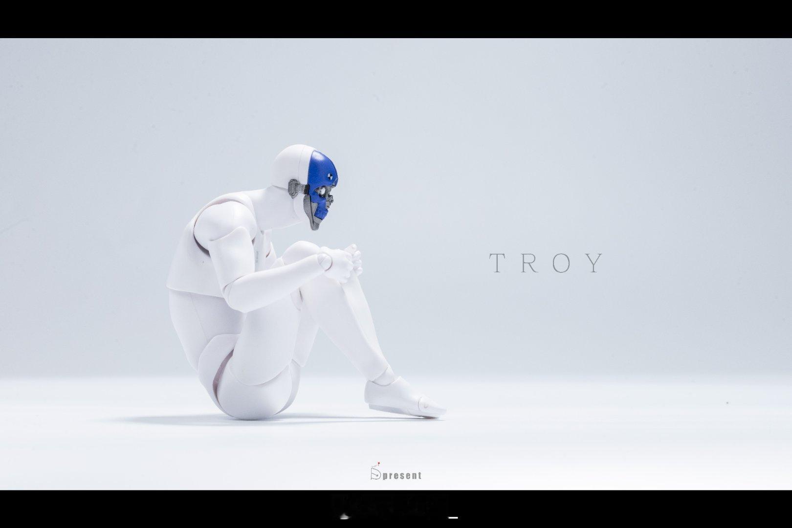 冰感仿生人Troy
到手联想普罗米修斯的大卫，多少带点科幻醍醐味了[并不简单]在ai和机器人大爆发时代也算是有点纪念性质的设计，喜欢~
#Troy影像数据收集# ​