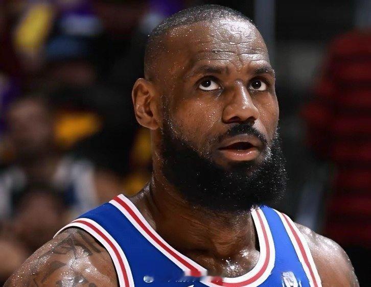 34场全美直播，联盟第一，76人下赛季成NBA流量王。 这待遇以往是湖...