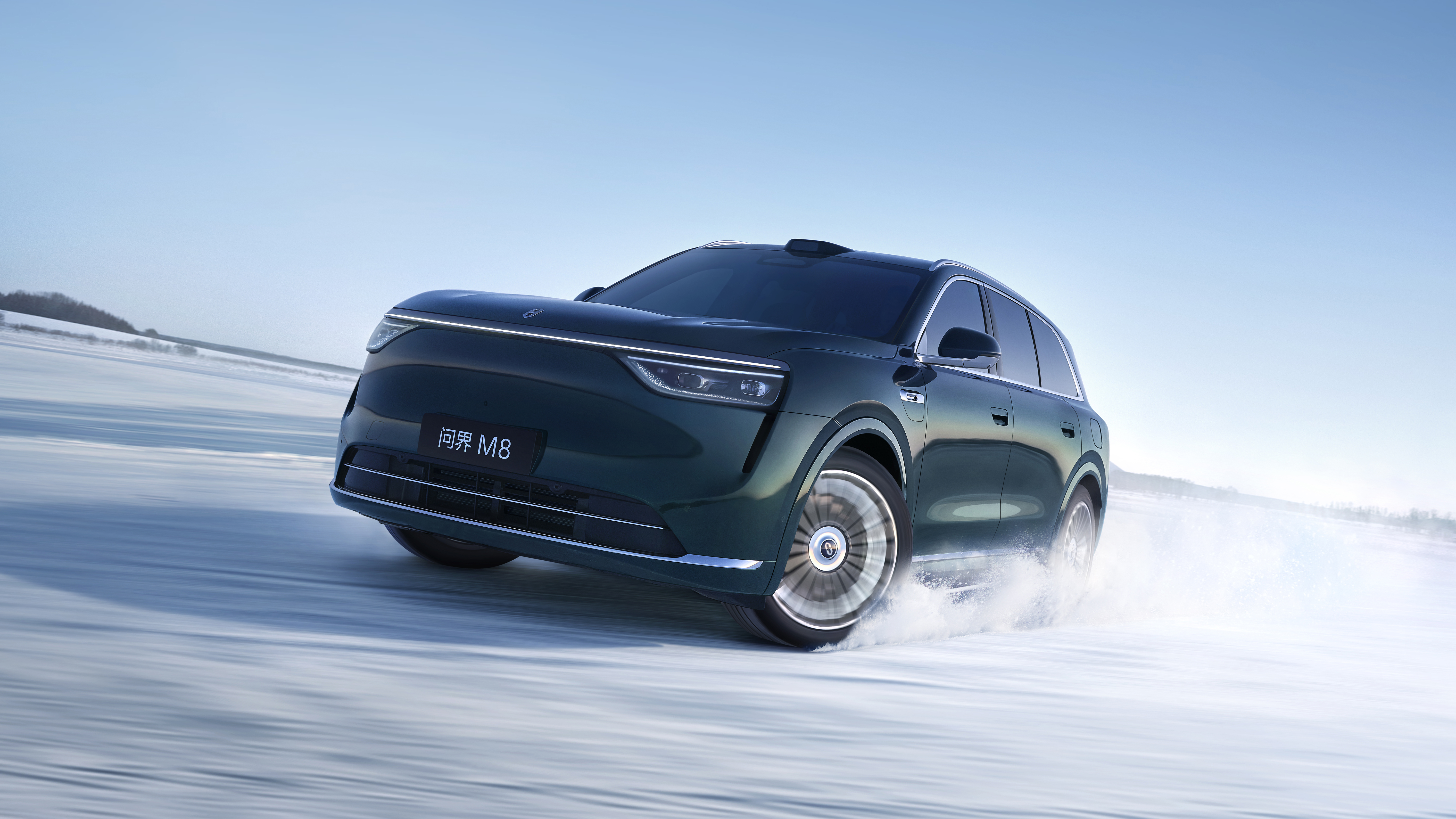 问界M8销冠诞生记，是什么让15万家庭用订单投票？ 在竞争白热化的35...