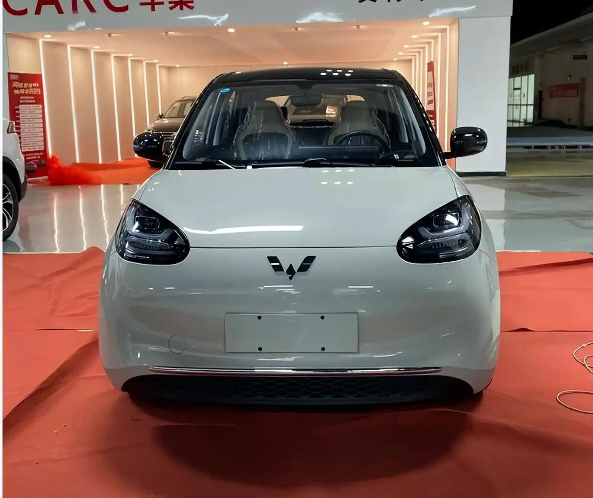 五菱汽车最新资讯涵盖2025年底至2026年初的新车发布、市场表现及2...