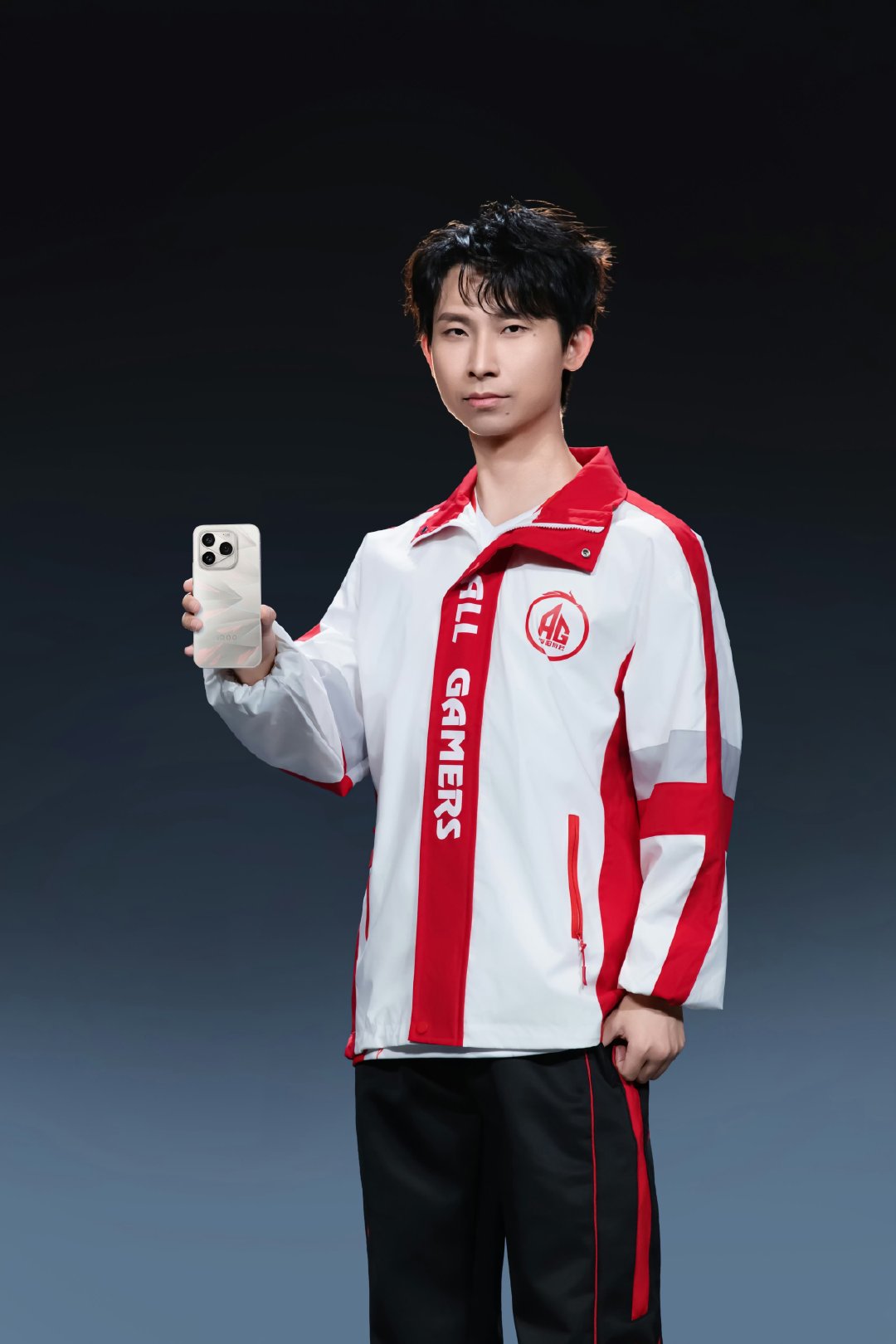 #梦泪在iQOO梦回韩信#iQOO深耕王者荣耀KPL职业赛事的优势不断体现出来了，关键时候强势站台，玩王者用iQOO的种子已经埋在了诸多玩家心中。 ​