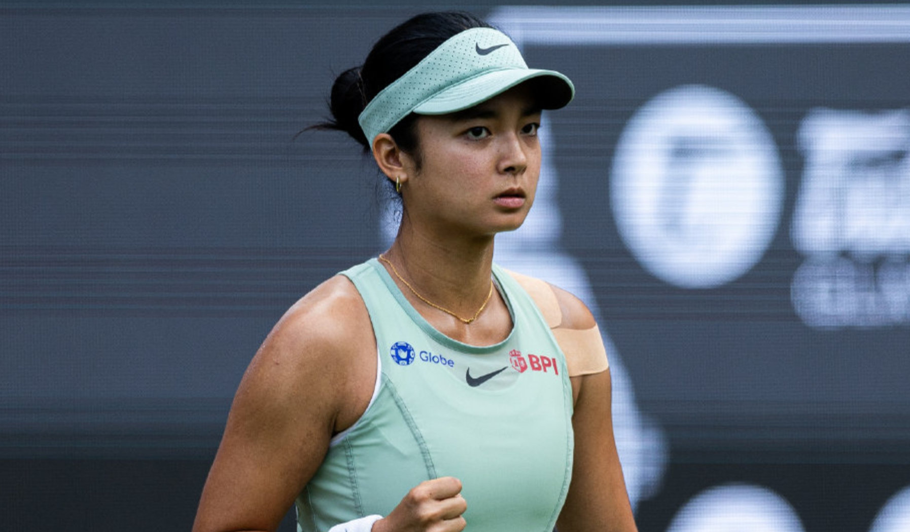 WTA500 新加坡站女单次轮今日焦点战

中心球场 
14:30 王欣瑜vs葛蓝乔安娜[Q]
18:30 伊埃拉[3]vs普罗佐罗娃

若两人都顺利过关，将争夺一个四强名额[不愧是你]
#网球中国赛季##wta# ​