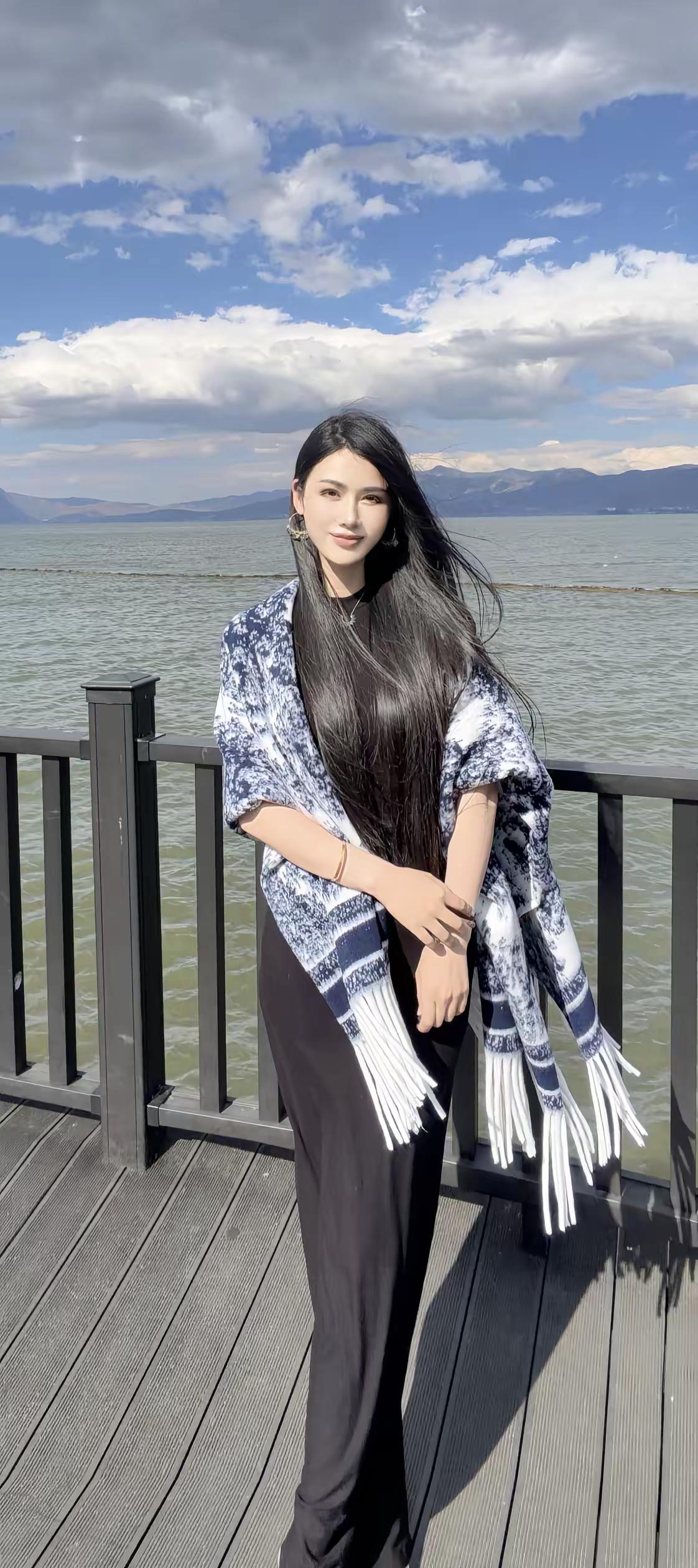 来个人直接闪婚吧 不想相亲 也不想谈恋爱 反正谈也谈不好