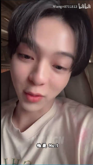 宝宝就是这种忍不了氛围一直这么沉重 一定会插科打诨转换气氛的人、<br...