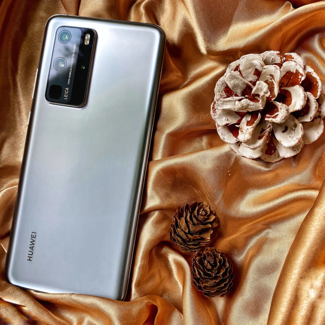 我的华为P40Pro 到了，冰霜银太好看了！