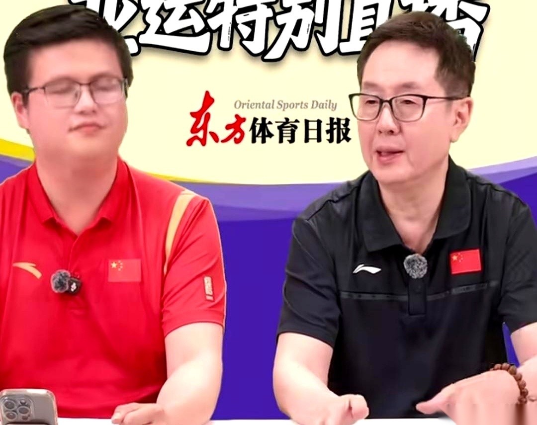 施之皓在东方体育日报直播里对男乒做出了评价，认定队伍在亚运会团体失利中的排兵布阵没有太大问题。
他给出的各战位对阵张本和松岛的实际牌面是，王楚钦和林诗栋最多五五开，温瑞博处于下风。
真正为洛奥做准备的总结复盘需要等接下来的单项比赛全部打完才会落实。
很多人一听“排兵布阵没问题”可能就急了，觉得输了球