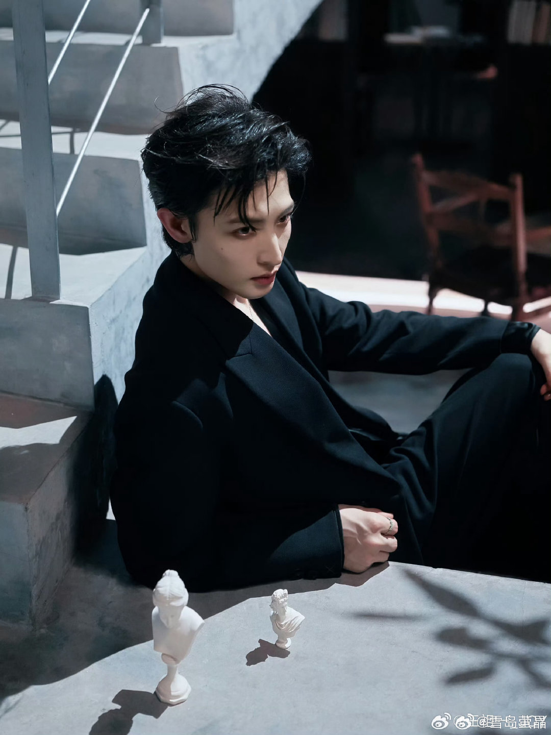 #王祖一[超话]#  💜#王祖一张小鱼# 💜#王祖一九门# 看到你漂亮的眼睛能一直笑 也算我幸福的一种​
