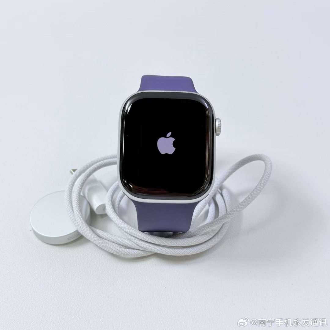 新品Apple/苹果 Watch S11
智能手表GPS款46㎜银白色
铝金属表壳运动表带全原98新
全国联保2026.12.15价格  ​