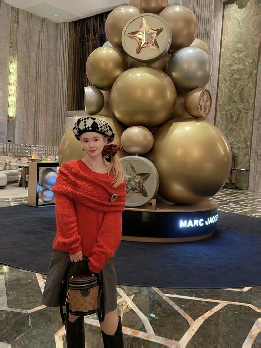 把圣诞🎄穿在身上，瑞吉的下午茶跟圣诞好搭