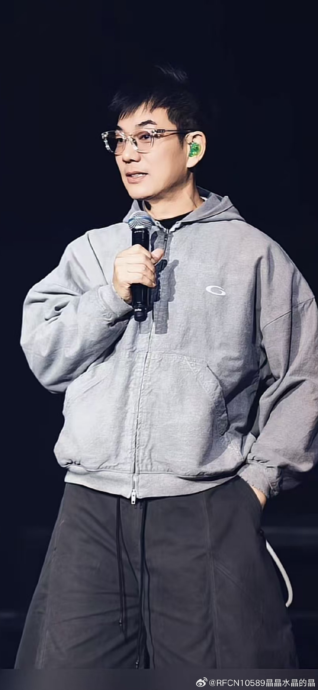 #任贤齐[超话]#  又是想你的一天[心] ​