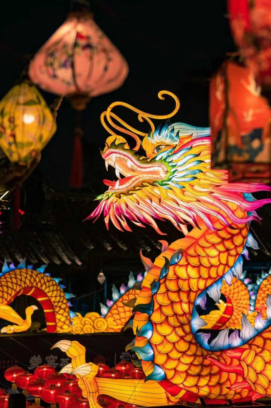 成都，地铁直达，我心目中市区免费灯展No.1