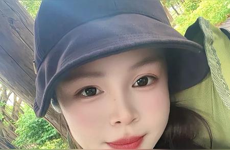 分手时分两惆怅、相拥惜怀也感伤～～