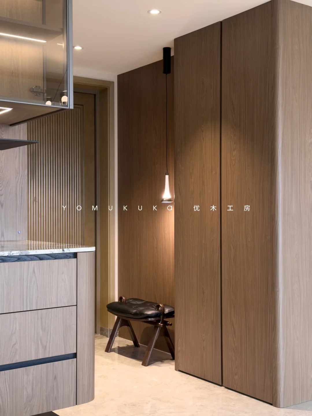 全屋定制｜爱格H1386栗子棕木纹📸落地实拍～