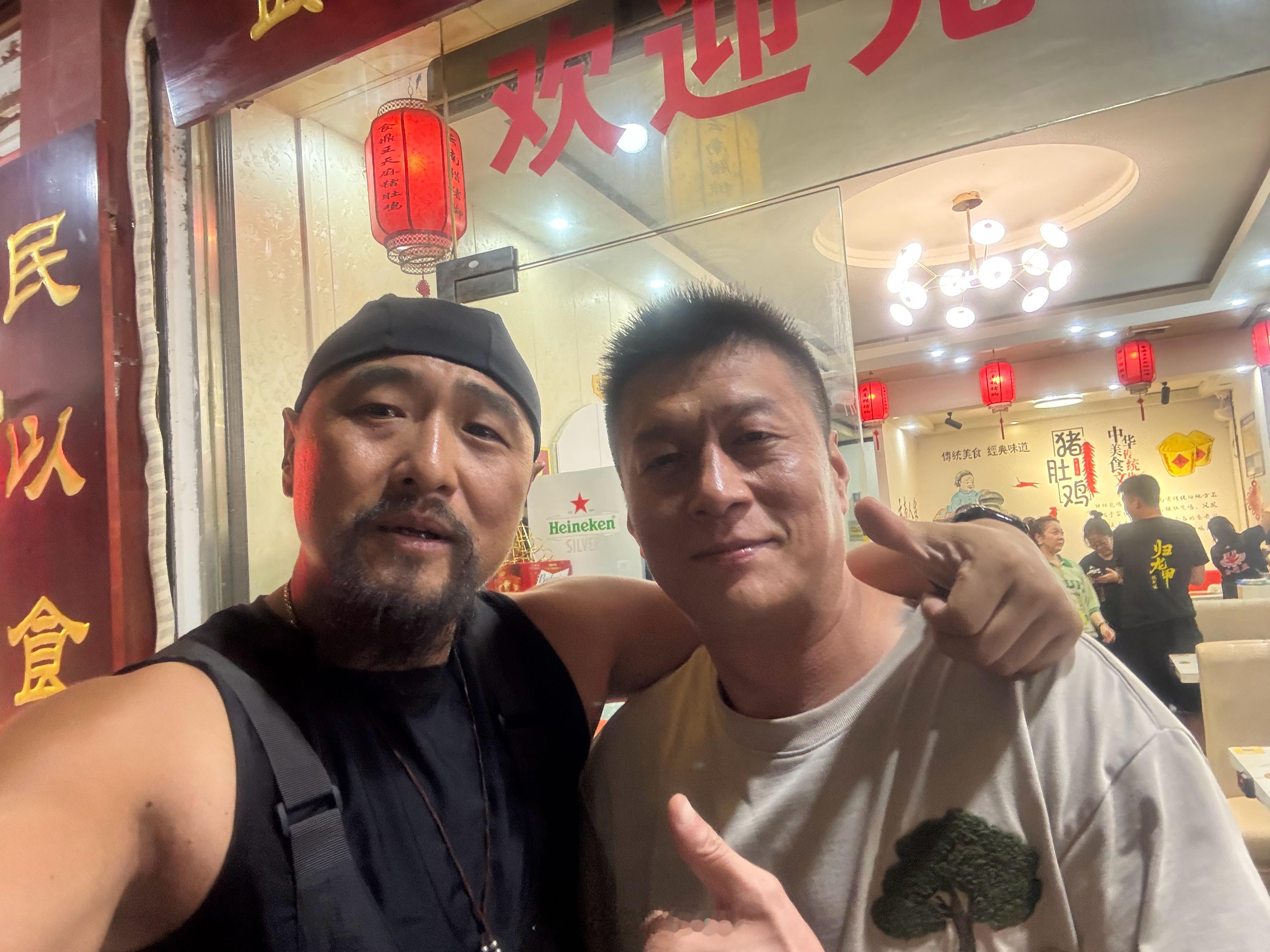 叙旧横店，甚是欢喜！愿众人初心有归，气魄如龙，热忱铸甲，一路顺遂，静待...