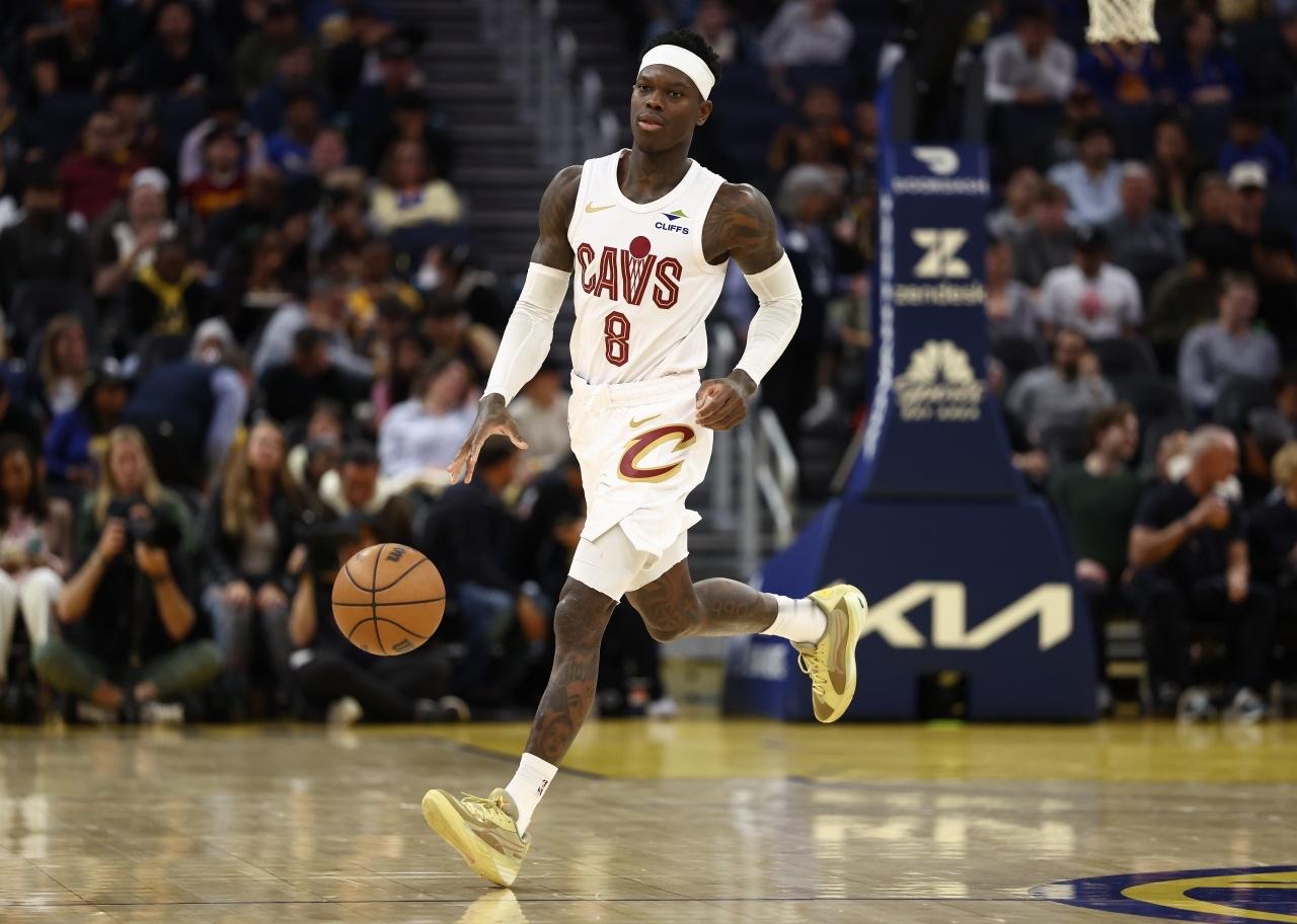 没想到，骑士也有靠施罗德的时候！ 过去几场，施罗德表现糟糕，几乎都要被...