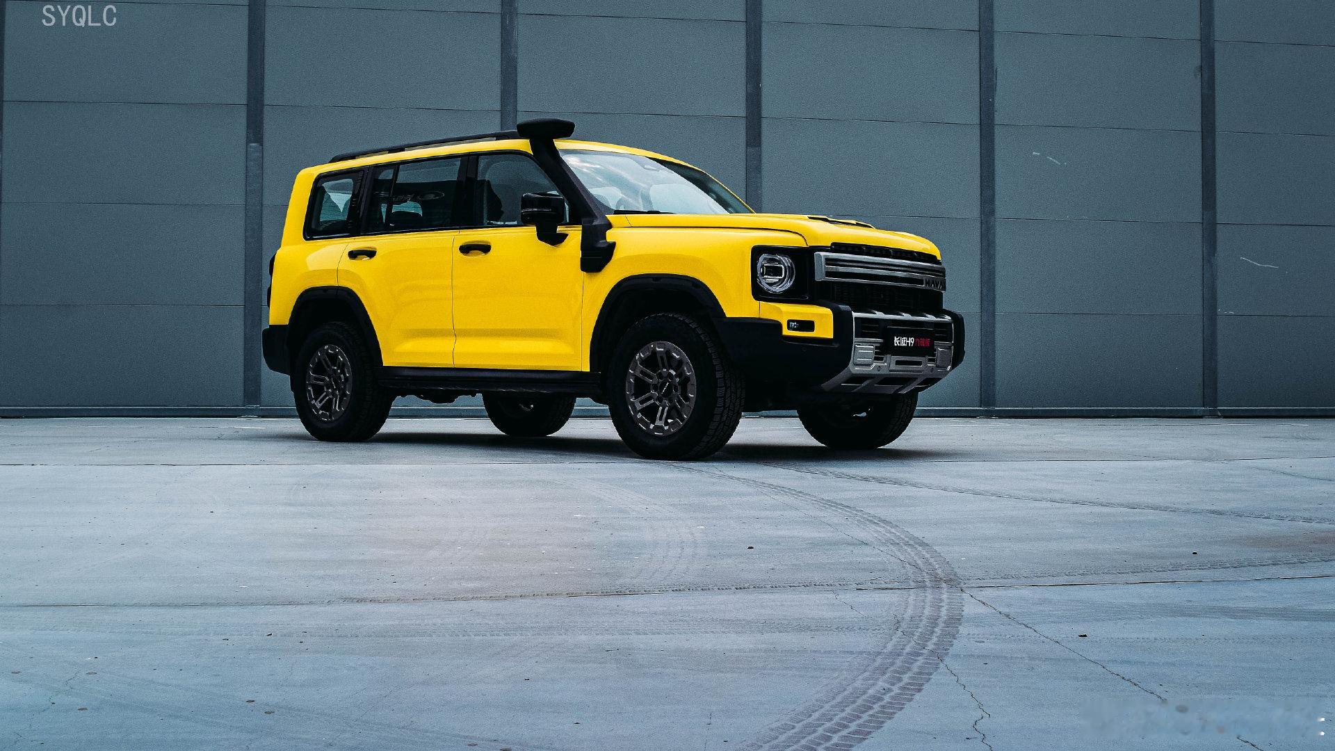 长城H9力魂版正式上市，限时优惠换新价21.49万元（汽油）、23.29万元（柴油）

搭双速TOD+Mlock中锁+前后差速锁
标配18英寸265/65/R18
柴油版标配硅油风扇
#我与汽车的日常##2026成都车展##新车情报局# ​