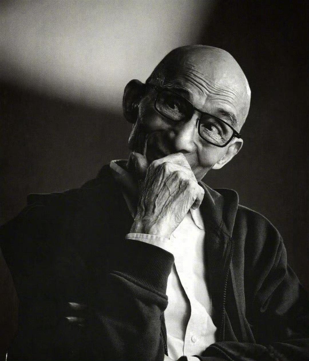 爷叔，走好
#胡歌说游本昌是人生导师##游本昌去世# ​