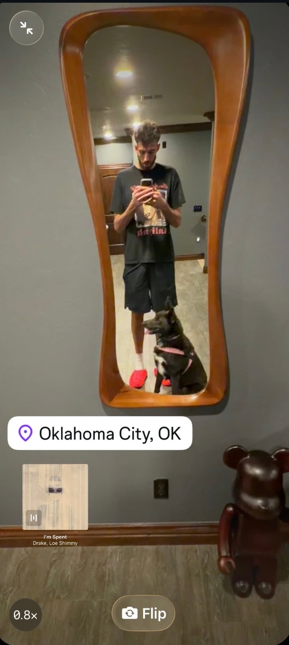 切特晒自拍，转了一圈已经回到OKC

#nba##雷霆[超话]# ​