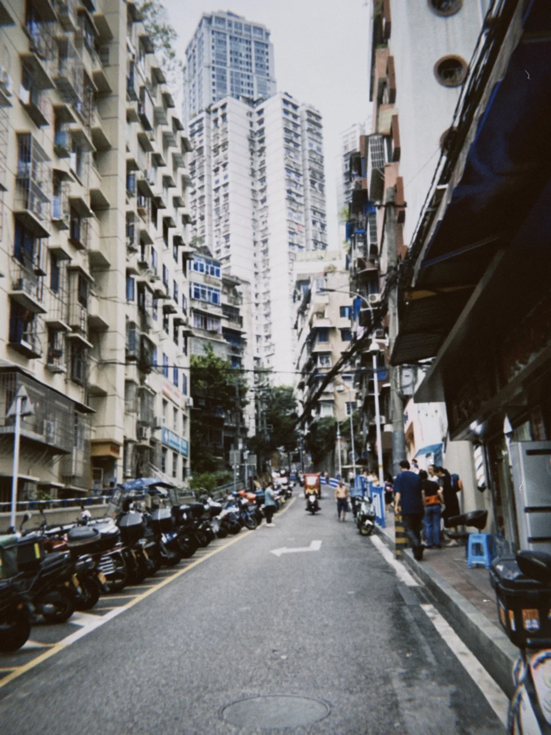 老旧街道揣满了城市的记忆