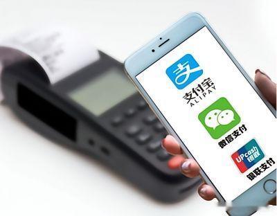 全球移动支付普及率梯队
第一梯队（领先全球）：中国以**86%**的普及率高居榜首，其中14%的用户完全不带现金。
第二梯队（较高普及）：泰国（67%）、中国香港（64%）、越南（61%）。
第三梯队（中等普及）：印尼（47%）、新加坡（46%）、中东地区（45%）、菲律宾（45%）、俄罗斯（45%）、马来西亚（40% ​