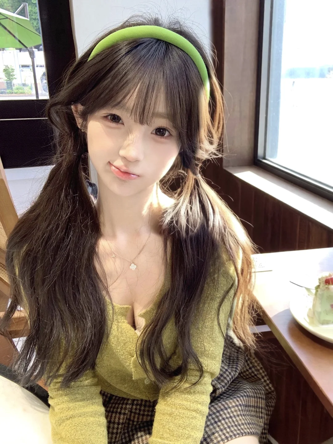 存一些美萌拍照姿势