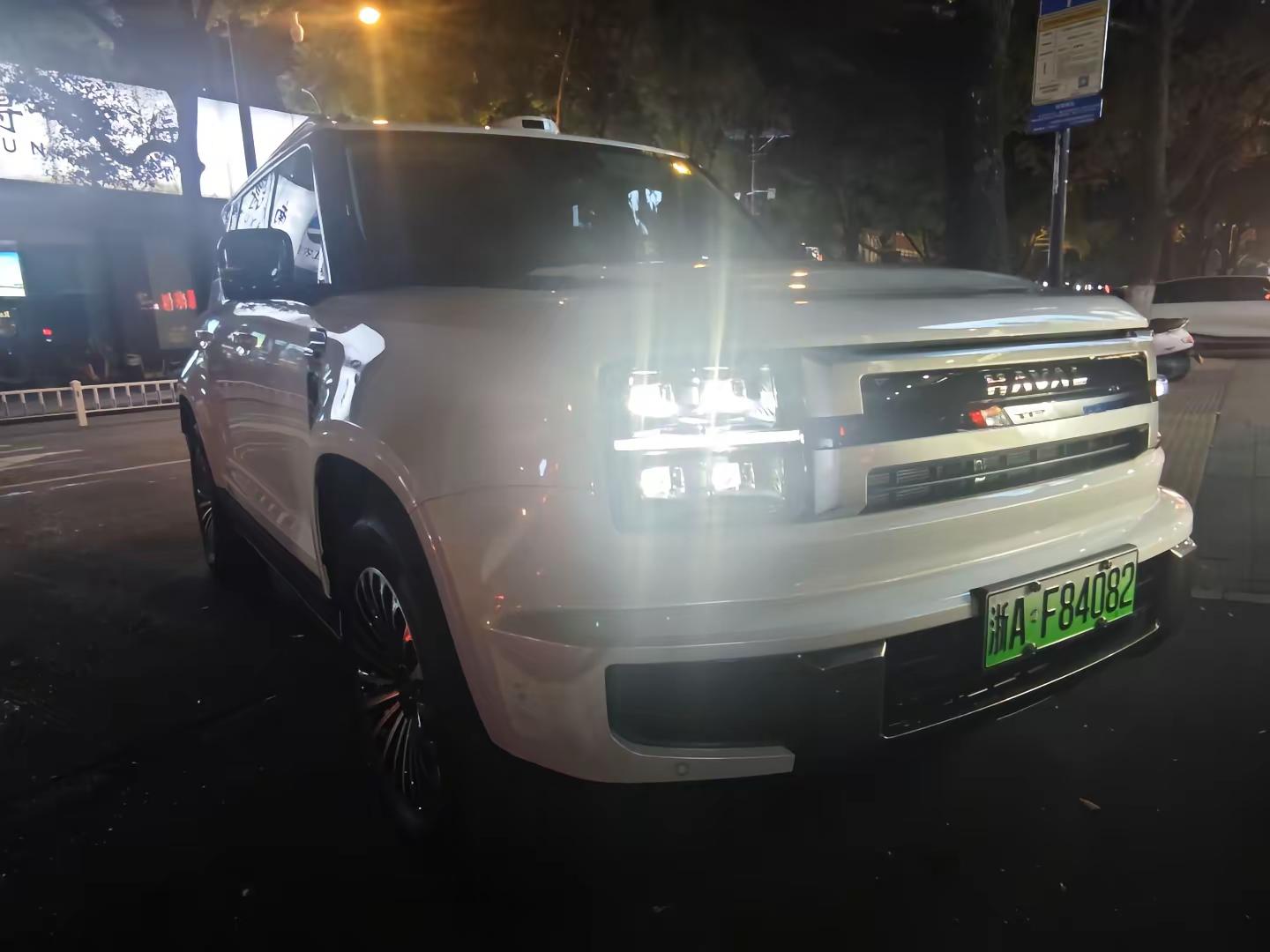 长城h10的车主们，现身吧。让我看看你们的帅车。夜拍汽车 长城汽车长城H10