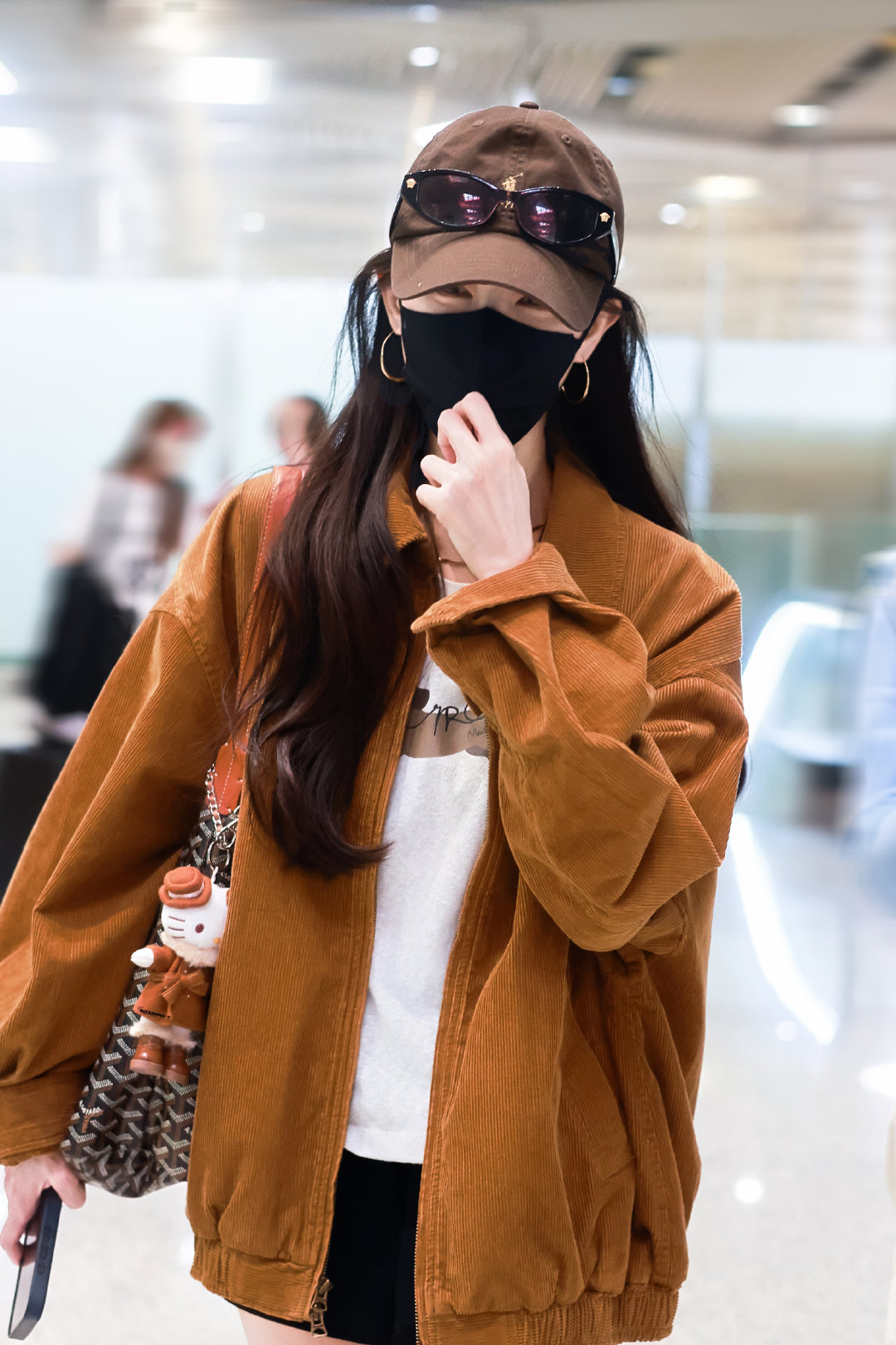 𝟐𝟔𝟎𝟗𝟏𝟖✈️𝗺𝗳𝗺

娃娃也有搭配小巧思ʚ •͈˽•͈ ིྀɞ （待编辑



#李一桐[超话]# 
-#李一桐#   
-#李一桐越央央希音# 
-#李一桐余梦# 
-#今日星拍放送# ​