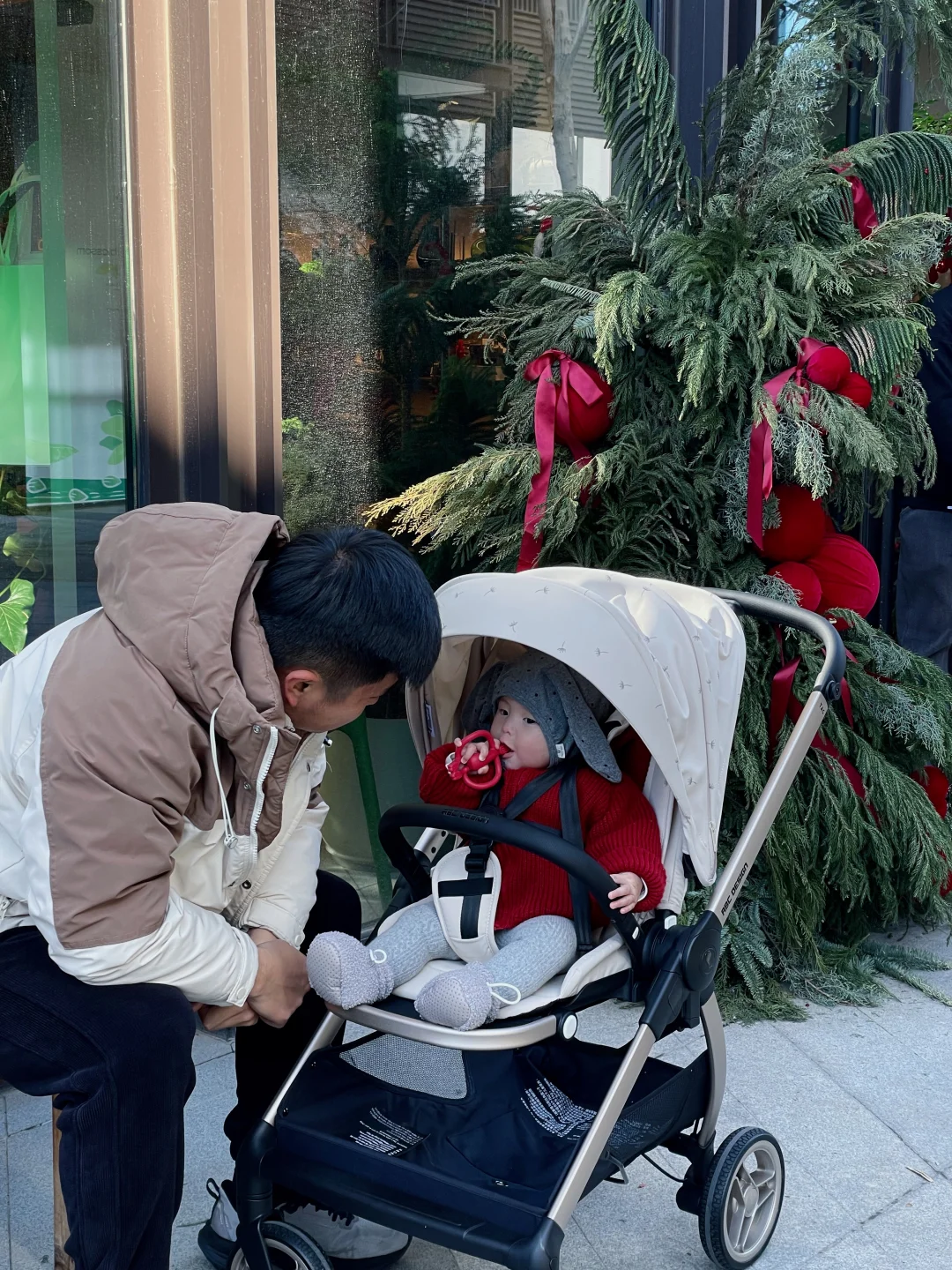 带娃记录📝 | 7月龄的满崽推车出门晒太阳啦