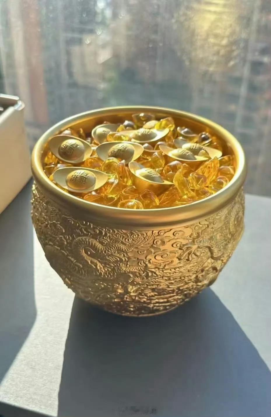 点赞🙏这一桶金，送给有缘人，接住～ ​​​