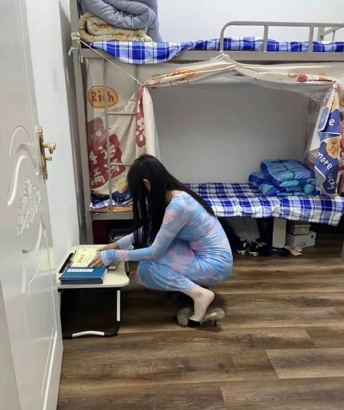 深圳某电子厂的女工宿舍， 跟你想象中的一样吗？[并不简单] ​ ​​​