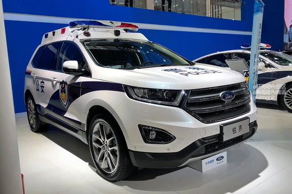 福特大V6丨2018年的锐界警车