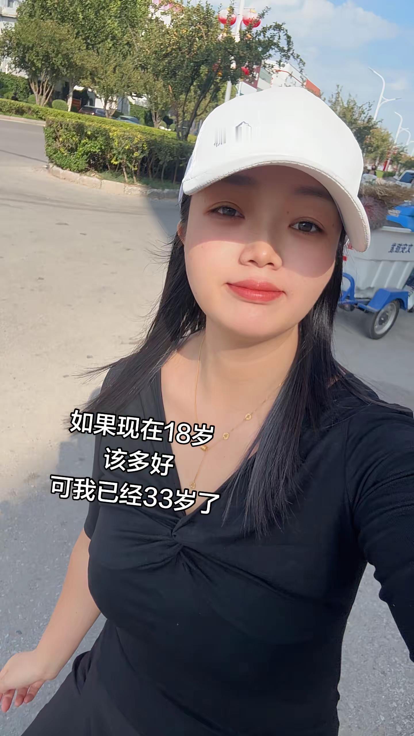 熟悉的旋律百听不厌，火遍大街小巷《心太软》一代人的青春金曲。一人一个信息差 80后前奏一响拾起多少人的回忆 任贤齐演唱会